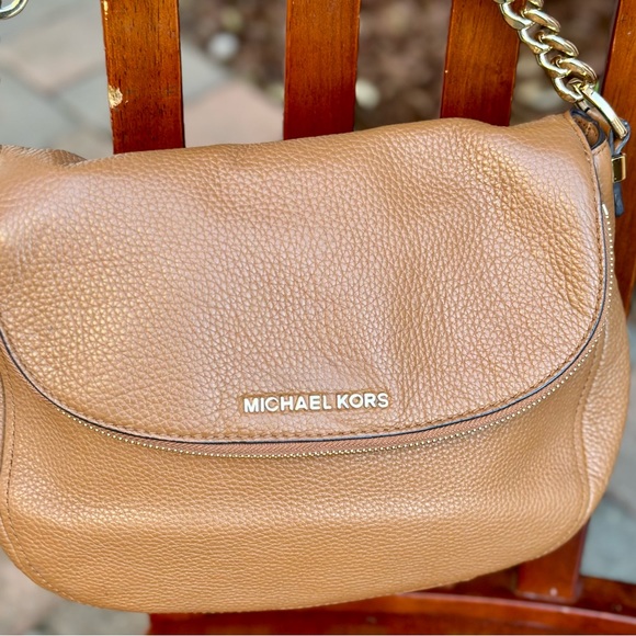 Michael Kors Bedford Medium Tassle Saddle Bag - Picture 6 of 11